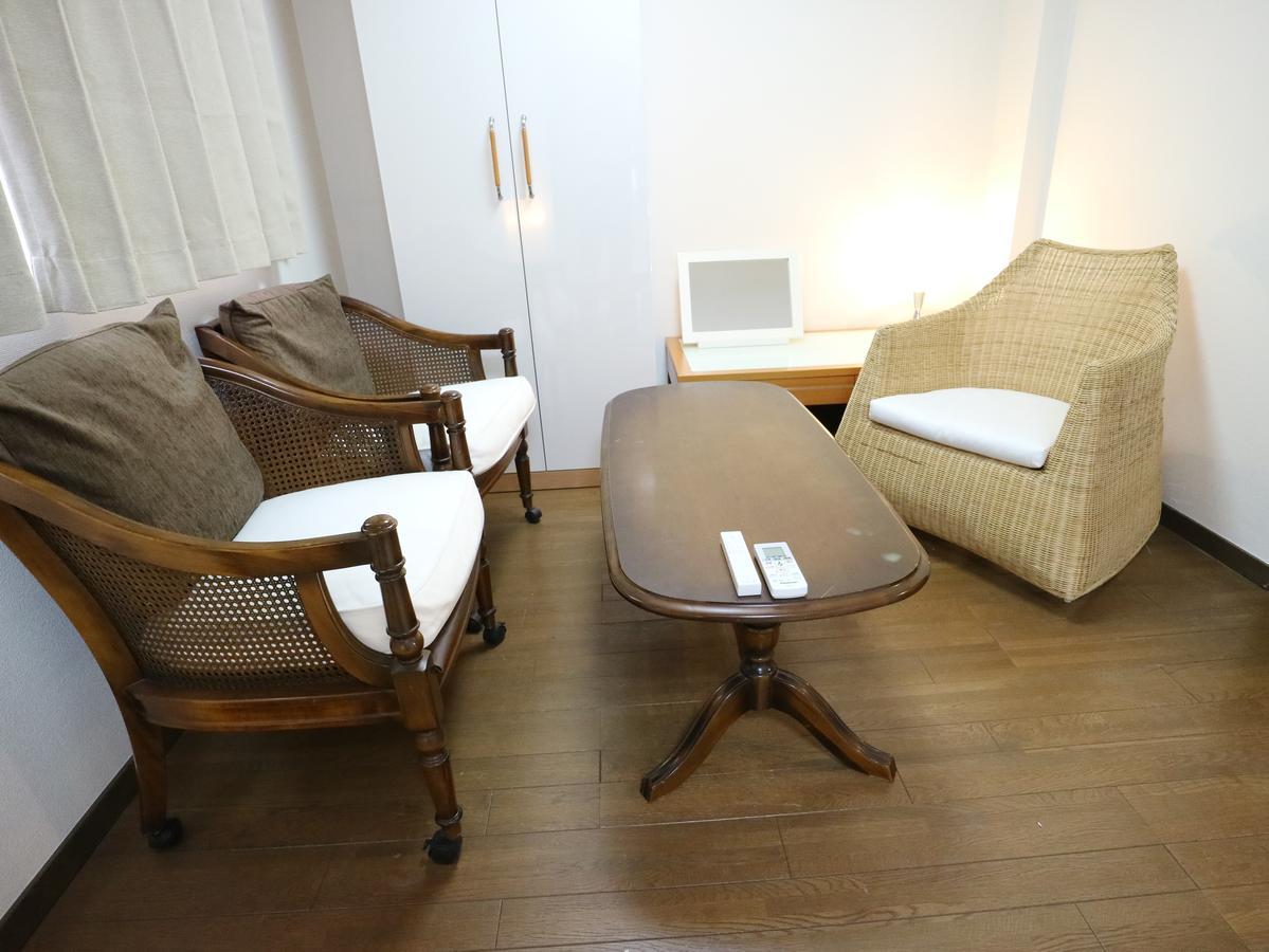 Base Osaka Apartment Exterior photo